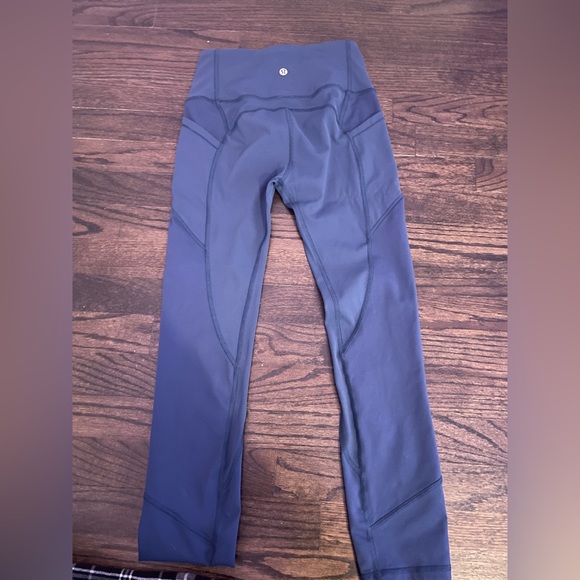 Lululemon cropped leggings - Picture 1 of 4